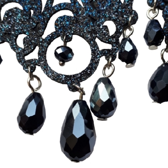 Blue shimmer earrings - Picture 3 of 4